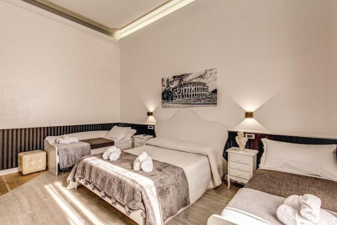 Hotel Smart Lux Roma Centro Esterno foto