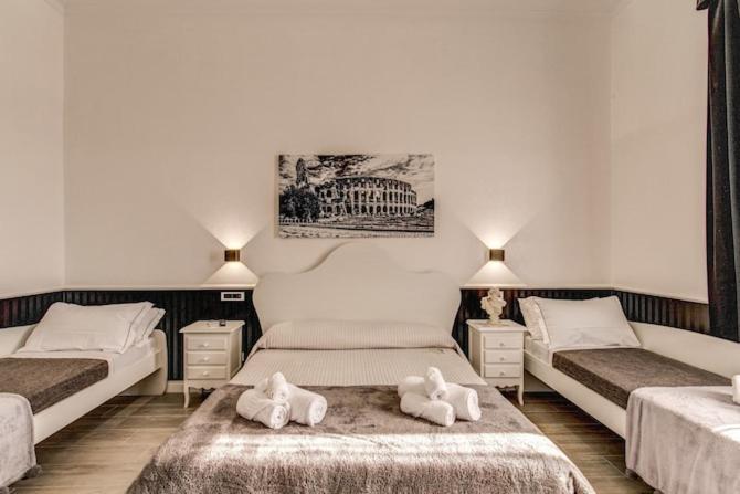 Hotel Smart Lux Roma Centro Esterno foto