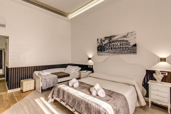 Hotel Smart Lux Roma Centro Esterno foto