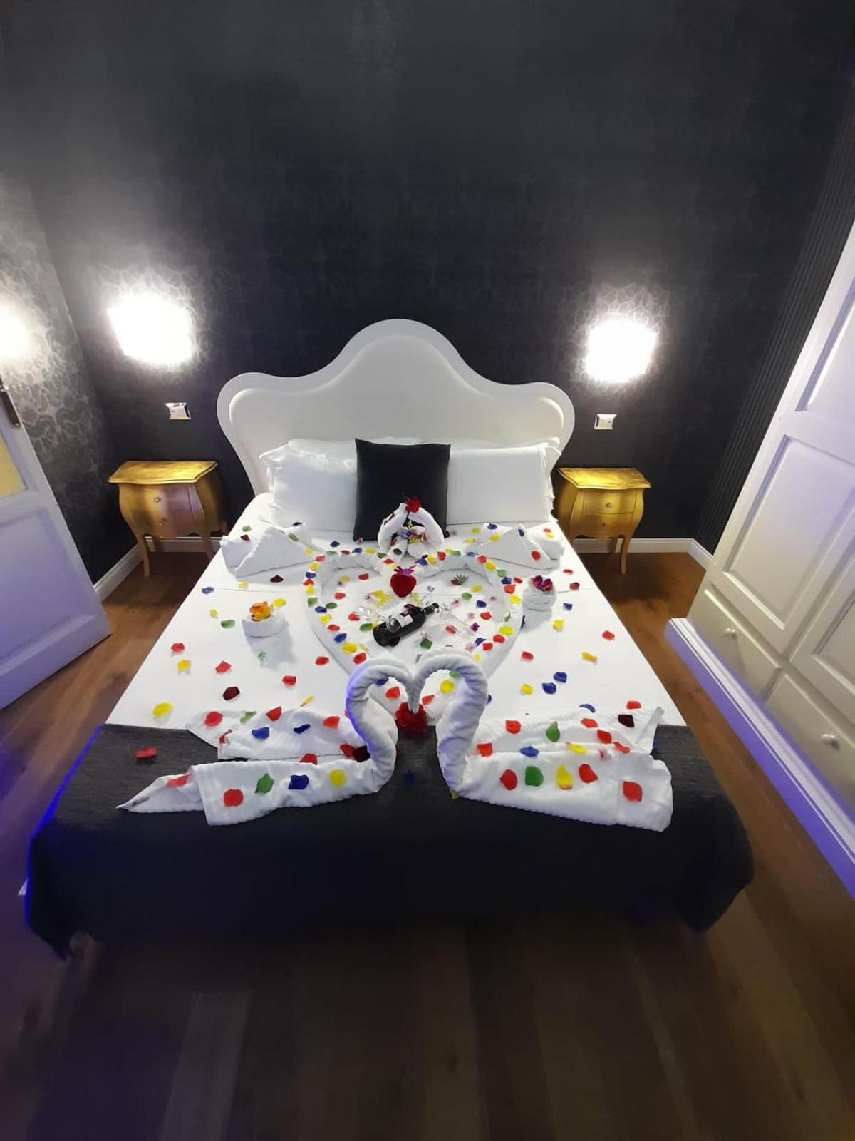 Hotel Smart Lux Roma Centro Esterno foto